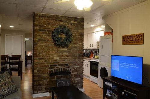 703 Filbert St, Pittsburgh PA  15232-2403 exterior