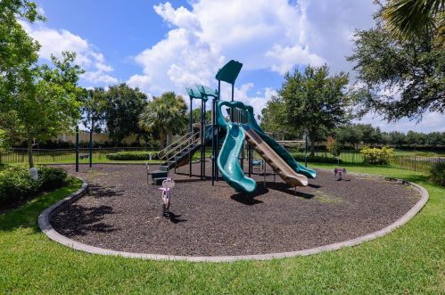 10317 Crosby Pl, Fort Pierce FL  34986-3055 exterior