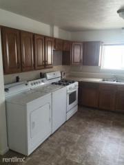 4662 Polk St, Dearborn Heights MI  48125-2940 exterior