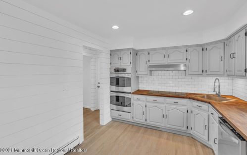 1120 Farmingdale Rd, Jackson Twp NJ  08527-1380 exterior