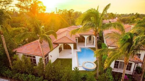 1302 Noble Heron Way, Naples FL 34105-2791 exterior