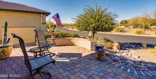 2412 Sky Creek Dr, Green Valley, AZ 85614-5887