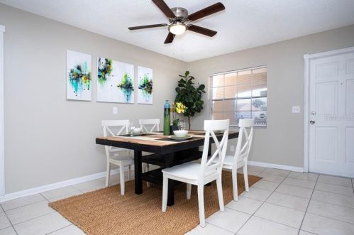 6352 Lansdale Cir, Tampa FL  33616-1406 exterior