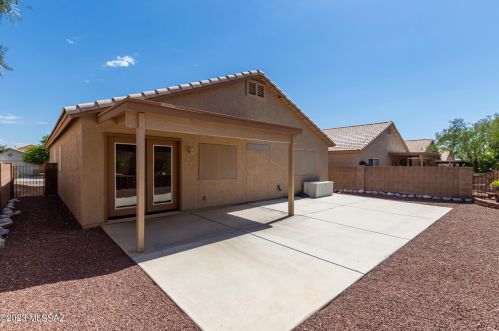 4494 Holly Berry Way, Tucson AZ 85741-4062 exterior