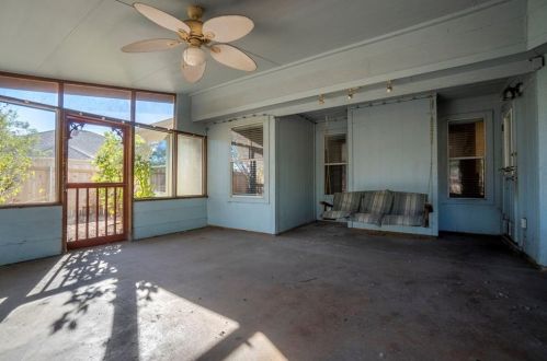 612 Colonial Park Blvd, Austin TX 78745-1790 exterior