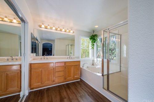 11307 Brookfall Ct, Riverside CA 92505-5135 exterior