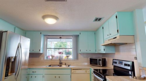 10338 Honeysuckle Ln, Port Richey FL  34668-3216 exterior