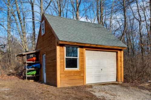 232 Burnham Rd, Exeter CT 06249-1404 exterior