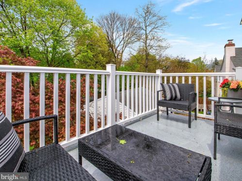 212 Vly Vw Rd, Media PA 19063-1356 exterior