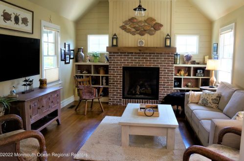 804 Atlantic Ave, Point Pleasant Beach NJ 08742-2914 exterior