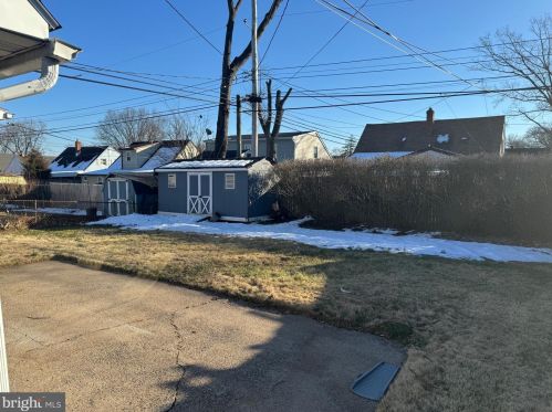 300 Beech St, Pottstown PA 19464-6403 exterior