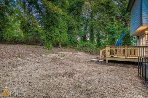 1415 Almont Dr, Atlanta GA 30310-3756 exterior