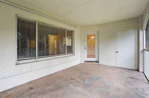 815 Boynton Beach Blvd, Boynton Beach FL 10205-3646 exterior