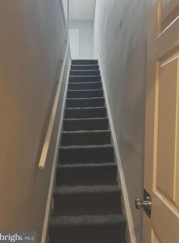 102 Spring St, Trenton NJ  08618-4839 exterior