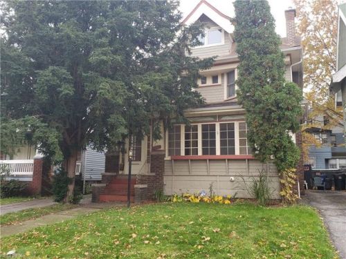 9106 Parmelee Ave, Cleveland, OH 44108-2842