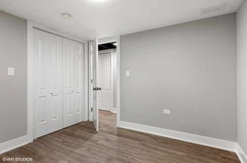 5446 Ludlam Ave, Chicago IL  60630-1414 exterior