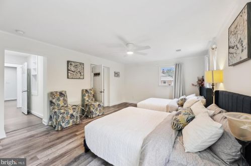 5117 Mount Vernon Memorial Hwy, Alexandria VA  22309-3319 exterior