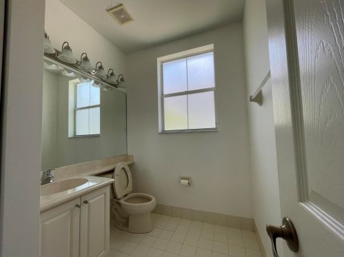 1293 Piazza Antinori, Boynton Beach FL 33426-8271 exterior