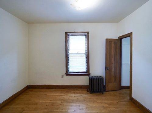 6636 Washtenaw Ave, Chicago IL 60629-1718 exterior