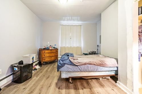 204 Minooka St, Pittsburgh PA 15210-3503 exterior