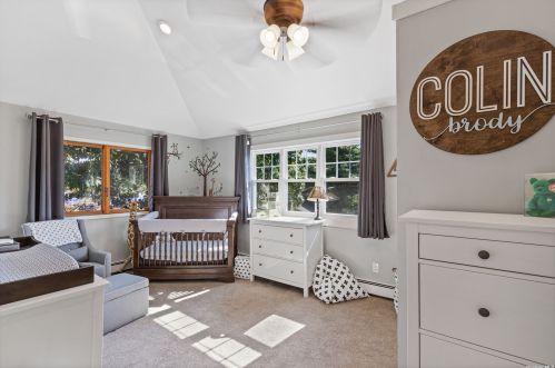 39 Eckert St, Huntington Station NY 11746-3816 exterior