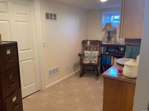 33 Laurinda Dr, Commack NY 11725-4503 exterior