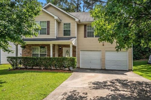 2261 Creel Rd, Atlanta, GA 30349-4820