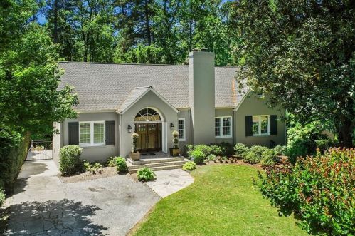 72 Brookhaven Dr, Atlanta, GA 30319-1143