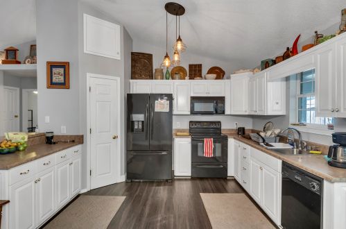 6226 Greenwood Dr, Milton FL  32570-5425 exterior