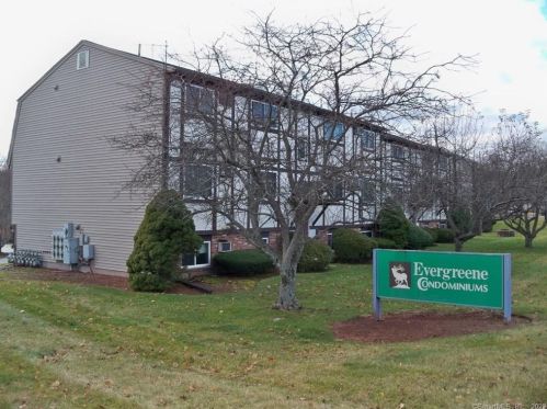 20 Evergreene, Wallingford, CT 06492-2974