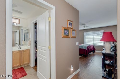 1433 Waterview Pl, Chandler AZ 85249-4852 exterior