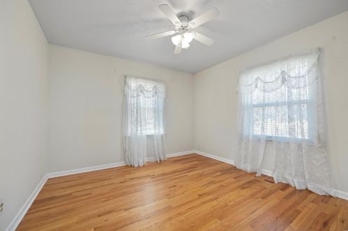 1346 Thatcher Ave, Saint Louis MO 63135-1719 exterior