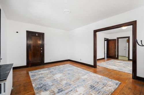 800 Kennebec St, Pittsburgh PA  15217-2640 exterior