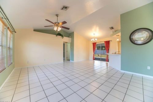 2784 47 St, Naples FL 34116-8250 exterior