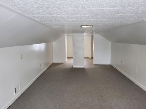 1728 Manz St, Meskegon MI 49442-5706 exterior