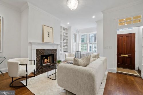 3021 Cambridge Pl, Washington DC  20007-2914 exterior