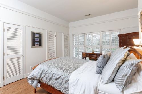 33 Camden Rd, Atlanta GA  30309-1507 exterior