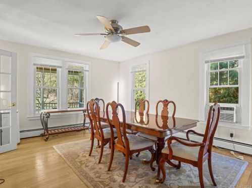 44 New Place St, Wallingford CT  06492-2237 exterior