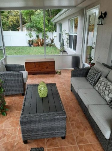 2126 Kail St, Fort Pierce FL 34984 exterior