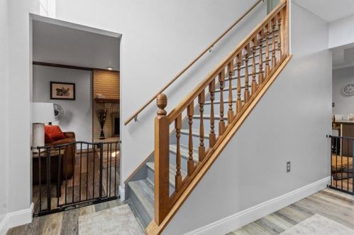 115 Douglas Ln, Monaca, PA 15061-2752