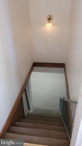 11605 Mapleview Dr, Silver Spring MD 20902-2327 exterior