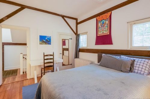 31 Deforest Rd, Wilton CT 06897-1908 exterior