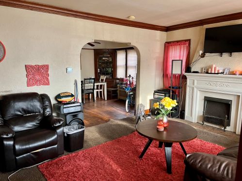 3714 36th St, Milwaukee, WI 53216-3004