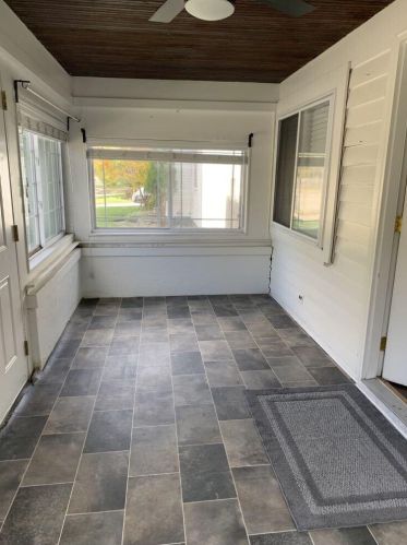 116 32nd St, Grand Rapids MI 49512-1774 exterior