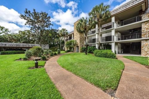 108 Wilderness Dr, Naples FL 34105-2641 exterior