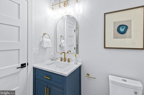 1551 4th St, Washington DC  20001-1905 exterior