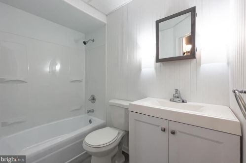 138 8 Ave, Roebling NJ 08554-1504 exterior