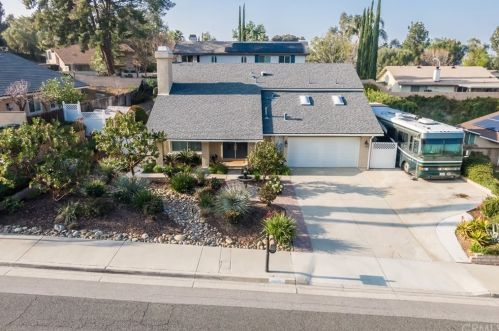 2249 Trafalgar Ave, Riverside CA 92506-4627 exterior