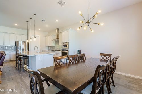 1122 Nolan Pl, Chandler AZ 85249-3345 exterior