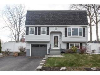 412 Charlotte St, Manchester NH  03103-7061 exterior